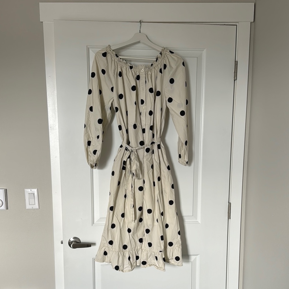 Who What Wear Cream and Black Midi Dress